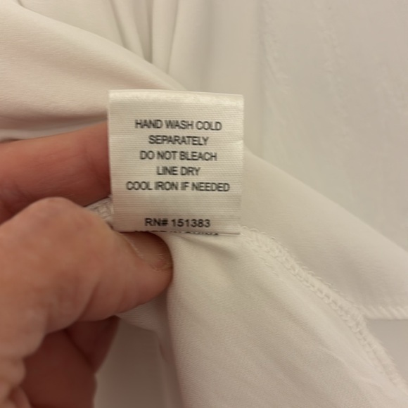 Current Air Los Angeles white sleeveless shirt size medium - Picture 3 of 5